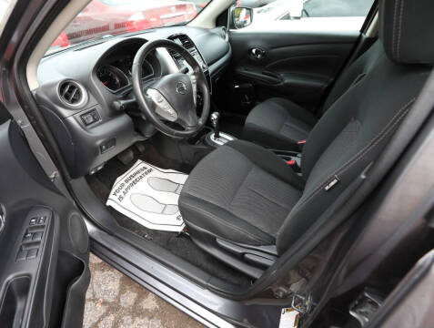 2017 Nissan Versa 1.6 SV