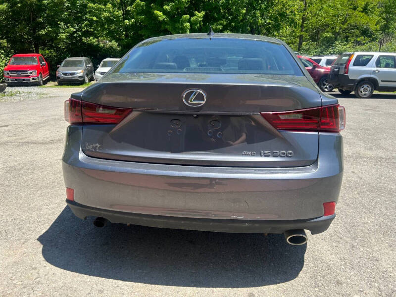 2016 Lexus IS 300