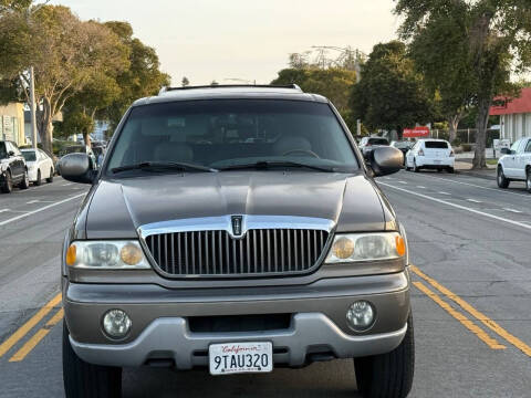 2001 Lincoln Navigator