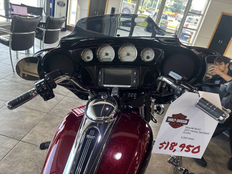 2017 Harley-Davidson Flhxs Stre