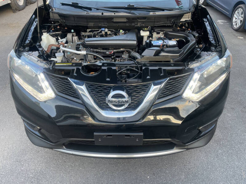 2016 Nissan Rogue SV