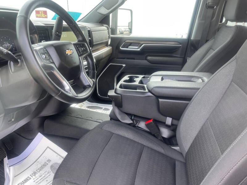 2024 Chevrolet Silverado 3500HD