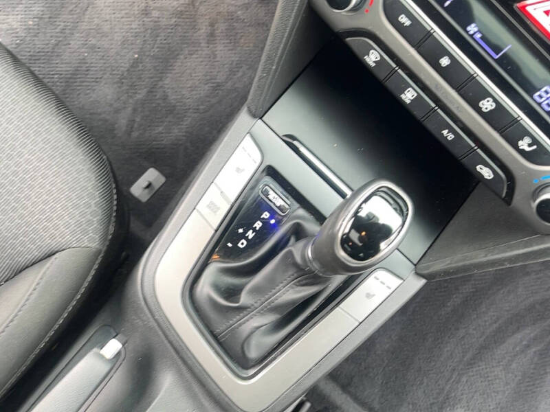 2017 Hyundai Elantra Value Edition