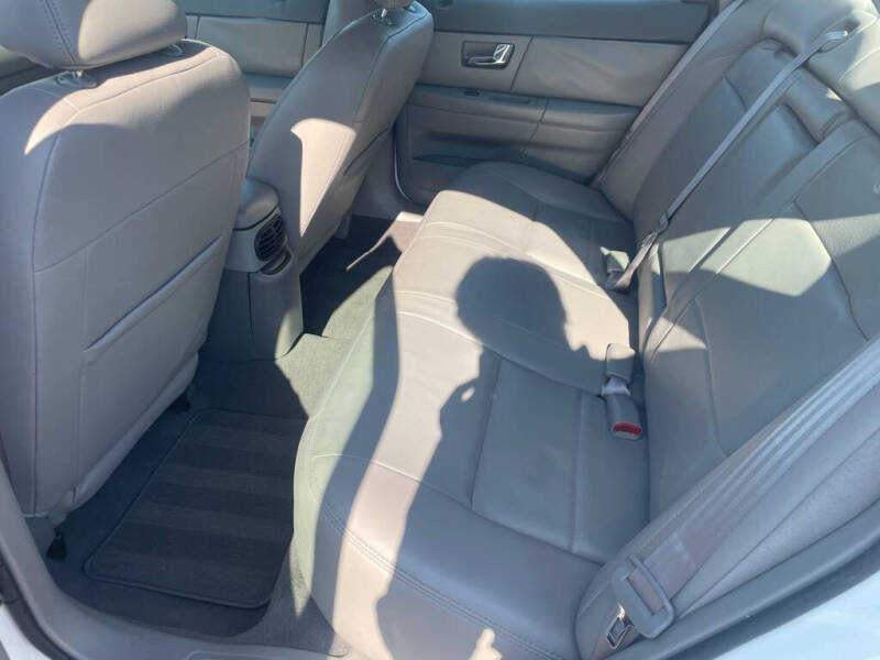 2003 Ford Taurus SES