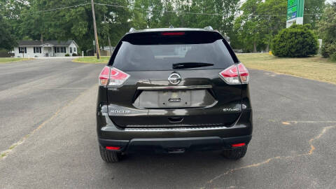 2016 Nissan Rogue SV