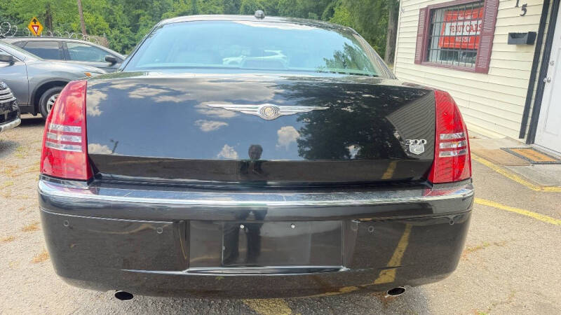 2005 Chrysler 300 C