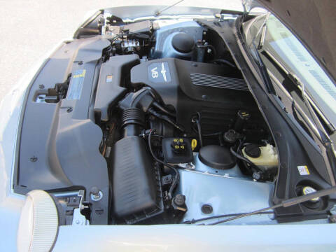 2004 Ford Thunderbird Deluxe