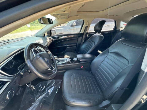 2014 Ford Fusion SE