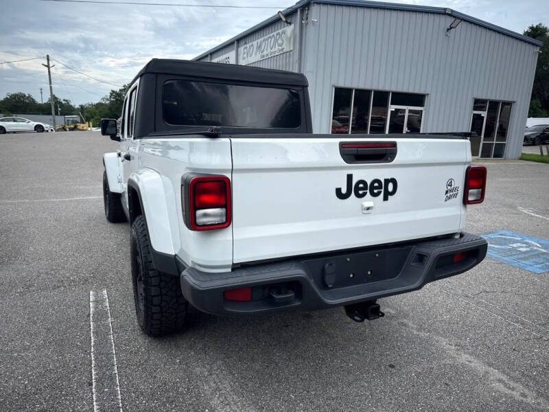 2023 Jeep Gladiator Willys Sport