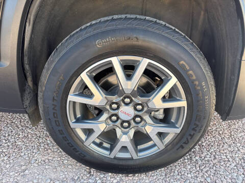 2023 GMC Acadia SLT