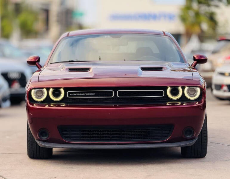 2017 Dodge Challenger SXT