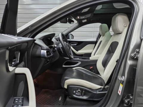 2019 Jaguar F-PACE S
