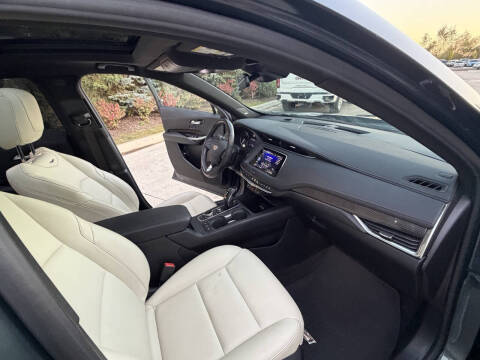 2019 Cadillac XT4 Sport