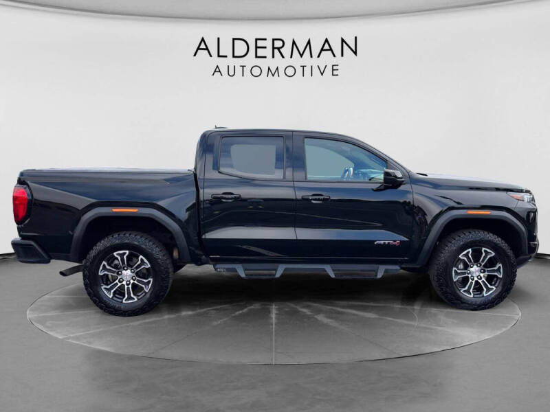 2023 GMC Canyon AT4
