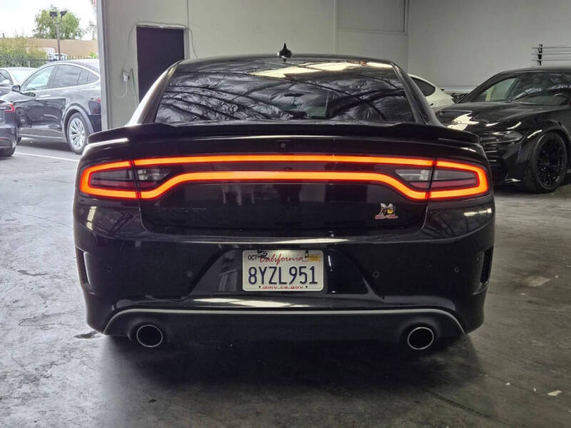 2016 Dodge Charger R/T Scat Pack