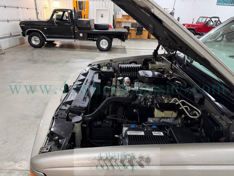 1999 GMC Suburban