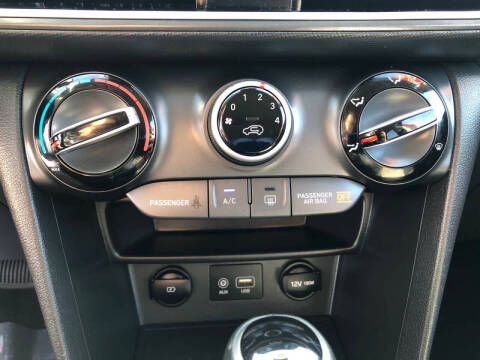 2020 Hyundai Kona SEL