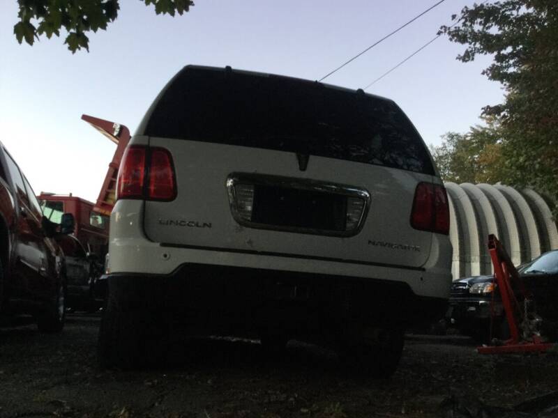 2003 Lincoln Navigator for sale at Drive Deleon in Yonkers NY
