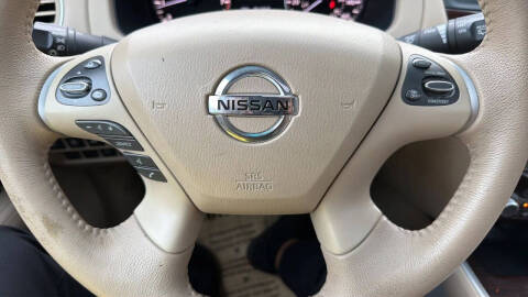 2013 Nissan Pathfinder Platinum