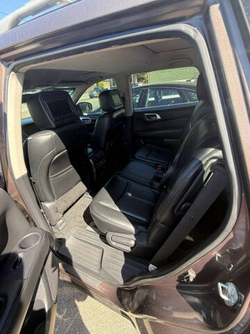 2015 Nissan Pathfinder Platinum
