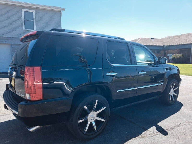 2012 Cadillac Escalade Luxury - Photo 6