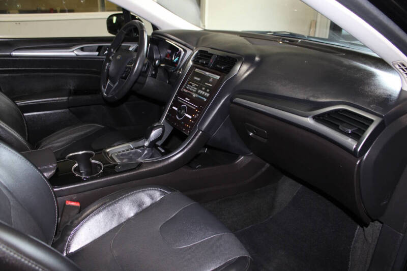 2016 Ford Fusion Titanium