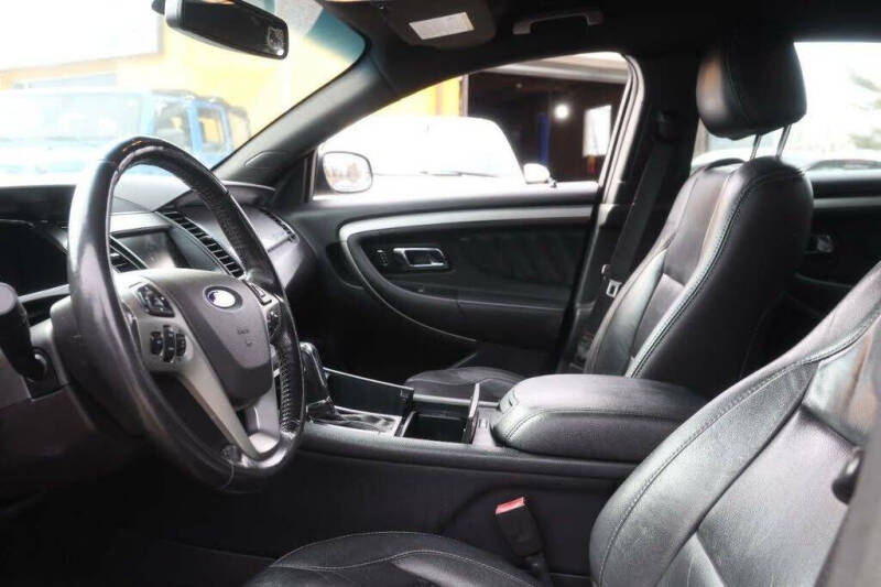 2013 Ford Taurus SEL