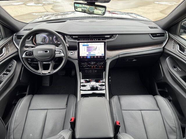 2025 Jeep Grand Cherokee L Overland