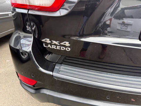 2011 Jeep Grand Cherokee Laredo