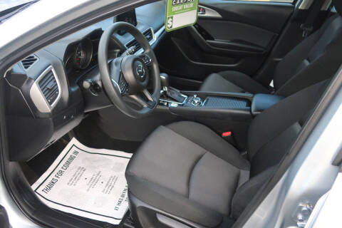 2018 Mazda MAZDA3 Sport