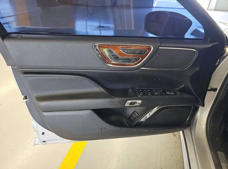 2017 Lincoln Continental Reserve