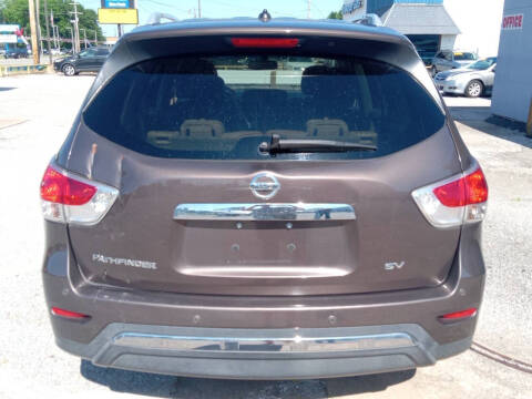 2015 Nissan Pathfinder SV