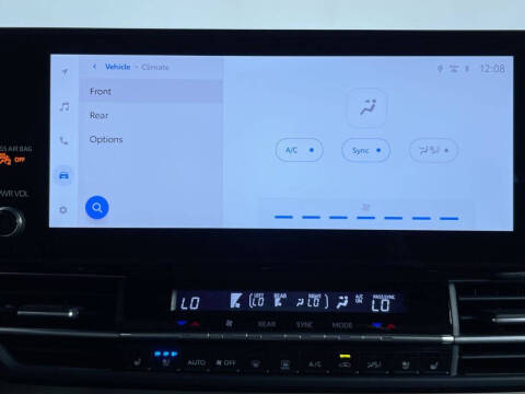 2025 Toyota Sienna Platinum 7-Passenger