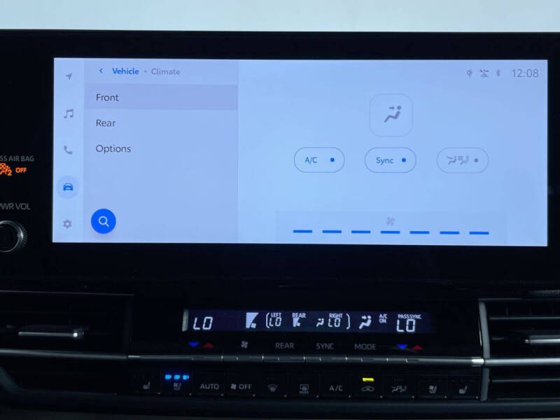 2025 Toyota Sienna Platinum 7-Passenger