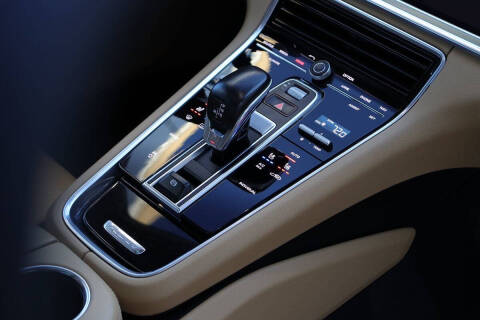 2018 Porsche Panamera 4 Sport Turismo