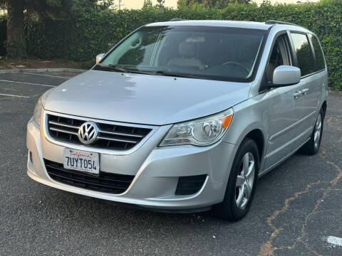 2009 Volkswagen Routan for sale at JENIN CARZ in San Leandro CA