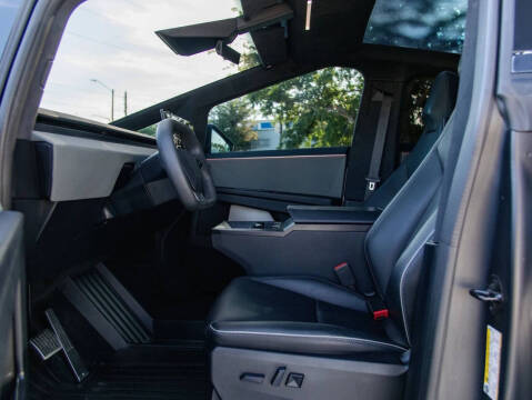 2024 Tesla Cybertruck