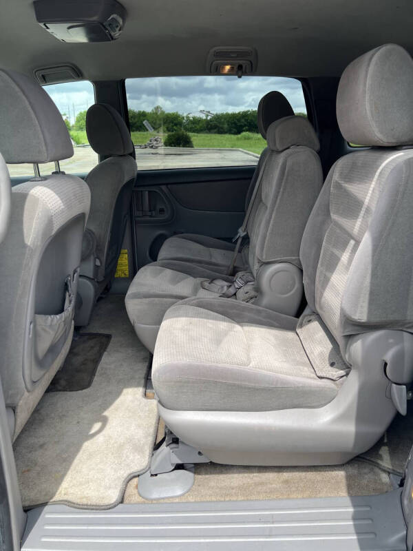 2008 Toyota Sienna LE 8-Passenger