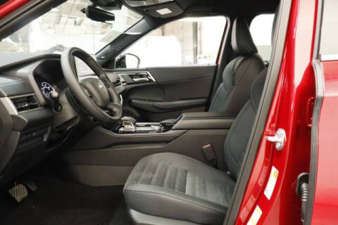 2026 Mitsubishi Outlander LE