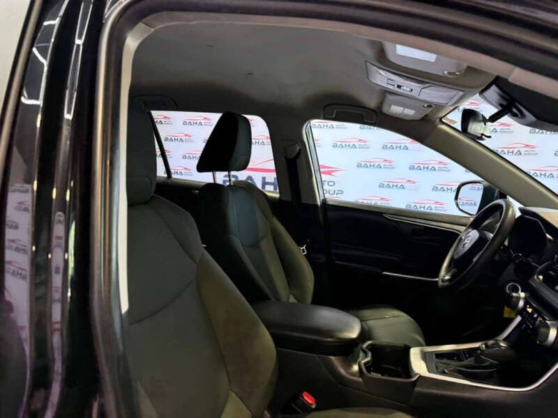 2022 Toyota RAV4 LE