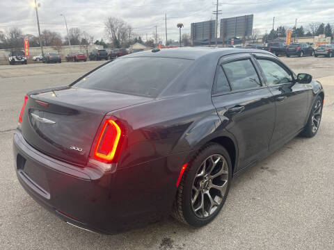 2016 Chrysler 300 S Alloy Edition