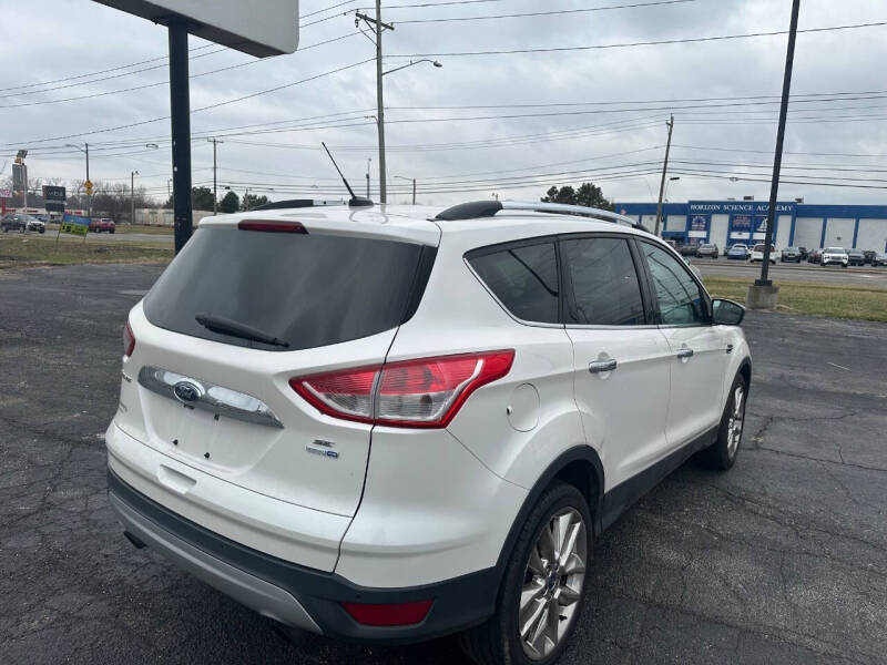 2016 Ford Escape SE