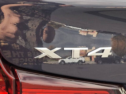 2025 Cadillac XT4 Premium Luxury