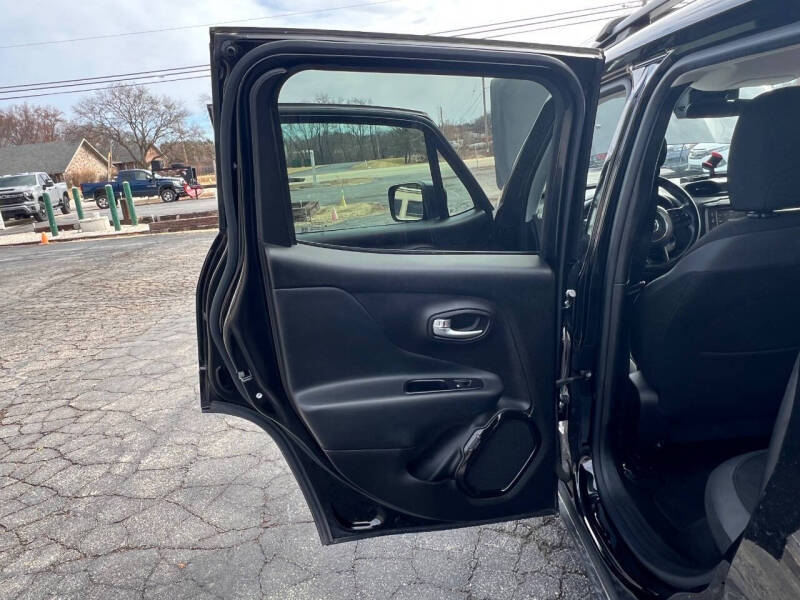 2017 Jeep Renegade Altitude