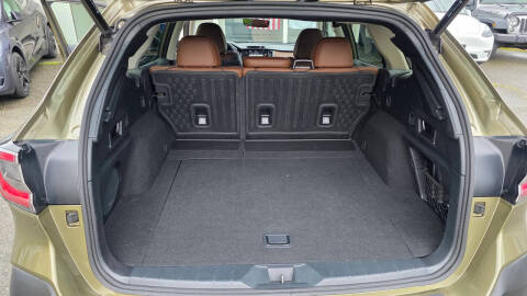 2022 Subaru Outback Touring XT