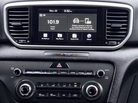 2022 Kia Sportage LX