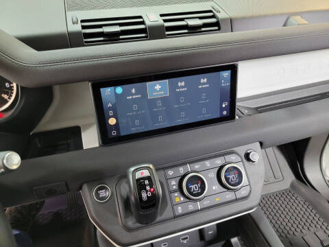 2023 Land Rover Defender 110 30th Anniversary Edition