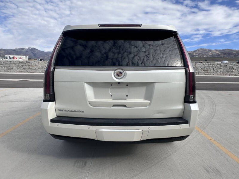 2015 Cadillac Escalade Luxury