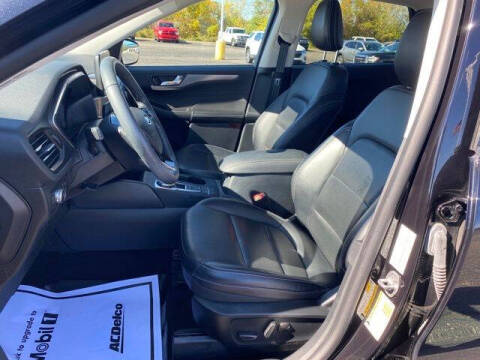 2021 Ford Escape Titanium