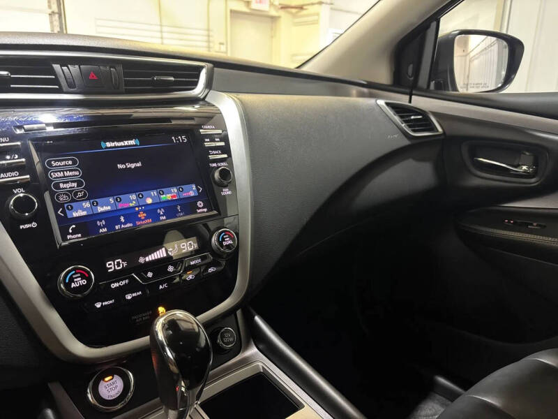 2023 Nissan Murano SV
